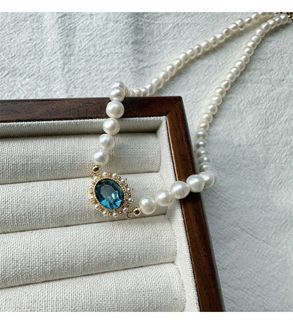 Women's French Retro Baroque Pearl Necklace